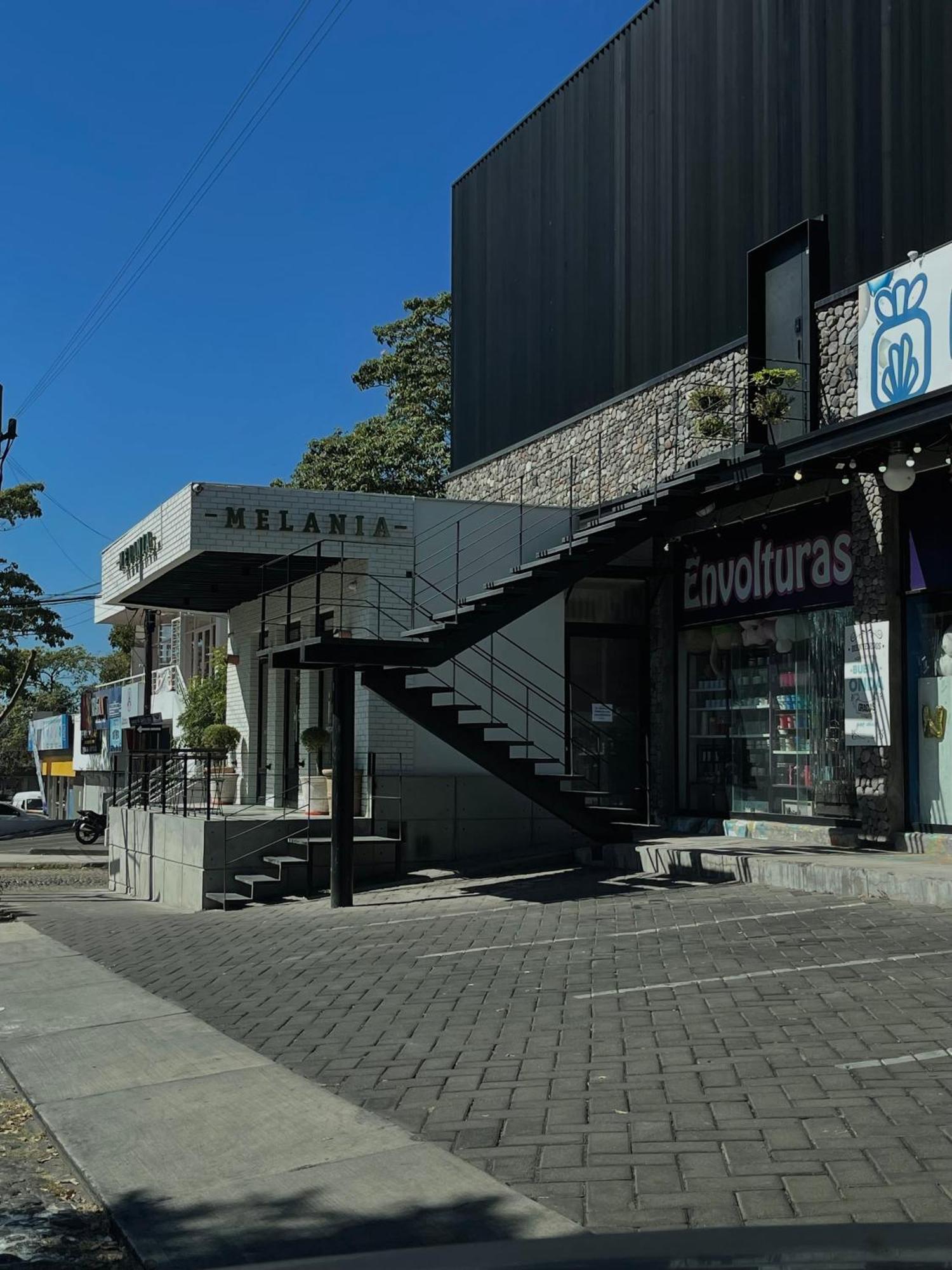 콜리마 Homa Lofts 아파트 외부 사진